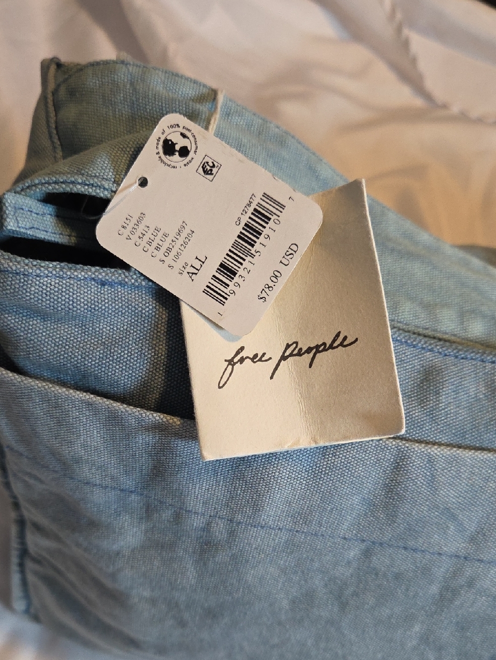 Camp Crush Sling Bag - Picture 2 of 10